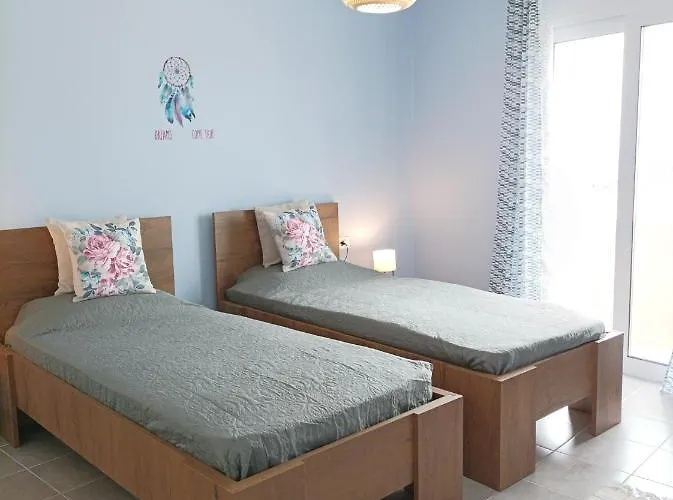 Annas House Theológos